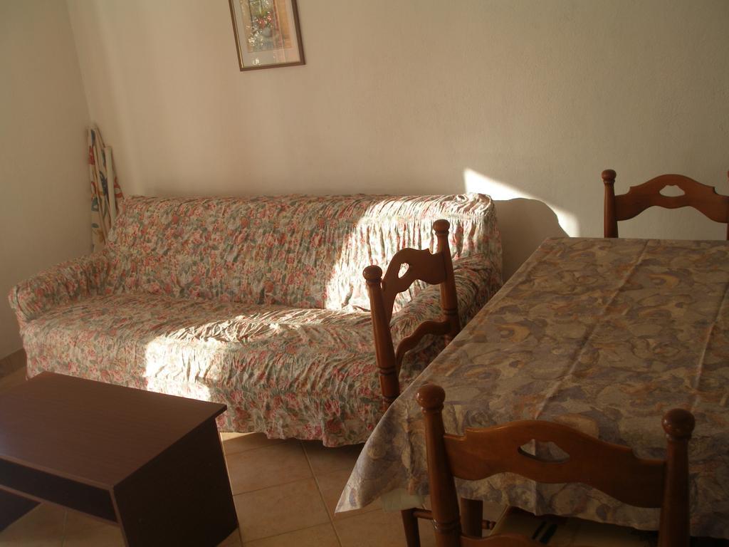 Apartment Lana ปริฟลากา ภายนอก รูปภาพ